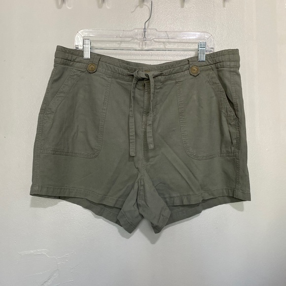TORRID Linen Sage Green Drawstring Short Plus Size Short Sz 16 - Picture 2 of 10